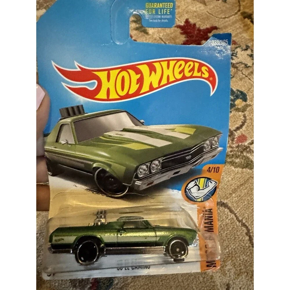 2015 Hot Wheels Muscle Mania Series: '68 El Camino - Green (4/10)